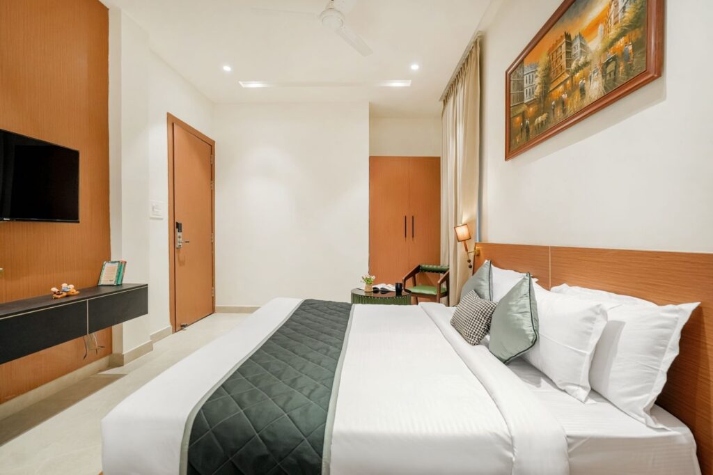 WhatsApp Image 2025-11-05 at 12.02.37_6d099dba